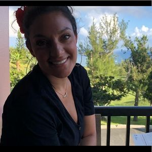 Meet your Posher, Lisa